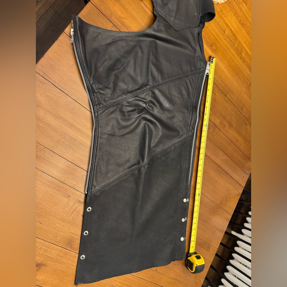 Women’s Black Leather Chaps - Picture 12 of 16